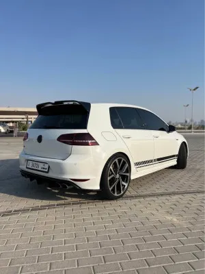 2015 Volkswagen Golf R