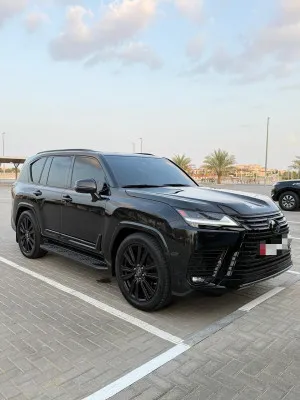 2024 لكزس ال اكس ٦٠٠ Signature