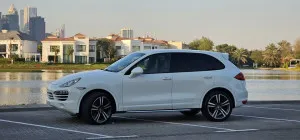 2013 بورش كاين V6