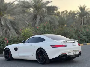 2015 مرسيدس-بنز GTS - جي تي اس GT63s