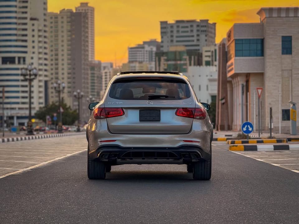 2022 مرسيدس-بنز GLC - جي ال سي GLC300