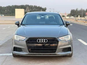 2017 اودي آي ٣ Prestige