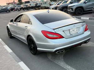2011 مرسيدس-بنز سي ال اس CLS63s AMG