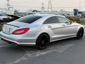 2011 مرسيدس-بنز سي ال اس CLS63s AMG