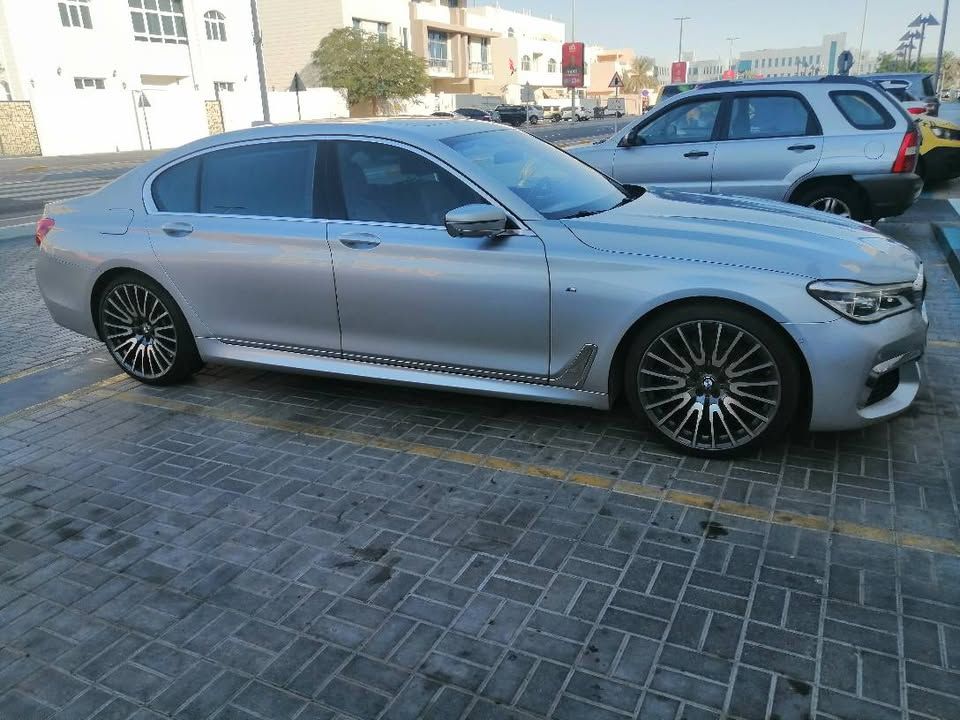 2018 BMW 7-Series 730i