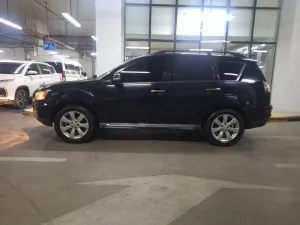 2011 Mitsubishi Outlander SE