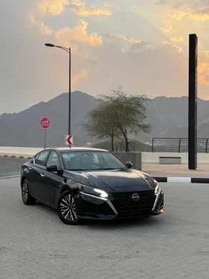 2023 Nissan Altima SV