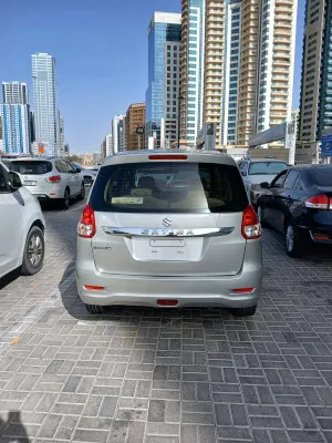 2017 سوزوكي ايرتيجا VXi