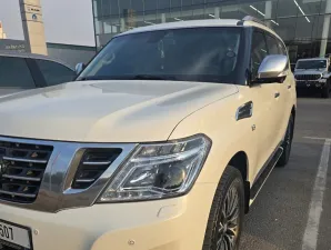 2015 نيسان باترول