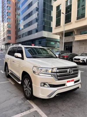 2016 Toyota Land Cruiser VXR