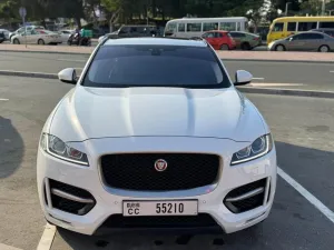 2018 جاكوار اف بيس Prestige