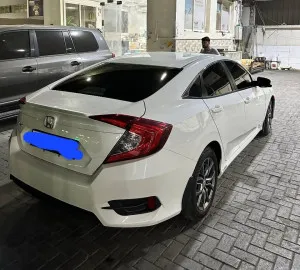 2016 هوندا سيفك LX