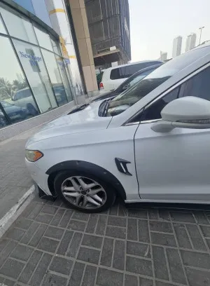 2014 فورد فيجن SE