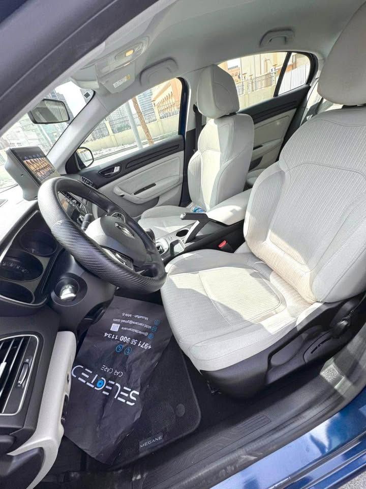 2020 Renault Megane SE