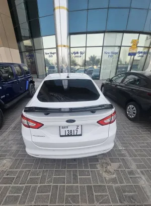 2014 فورد فيجن SE