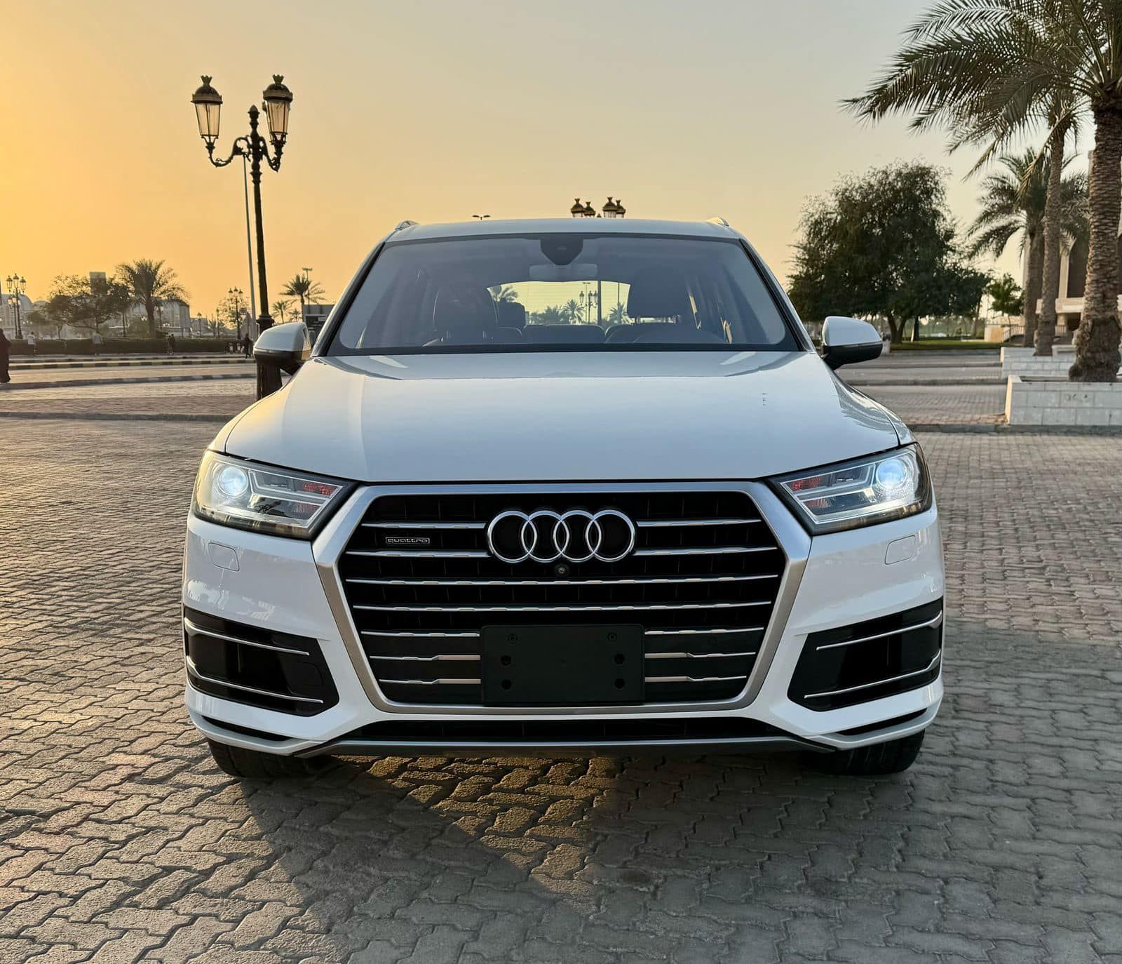 2016 اودي كيو٧ Prestige