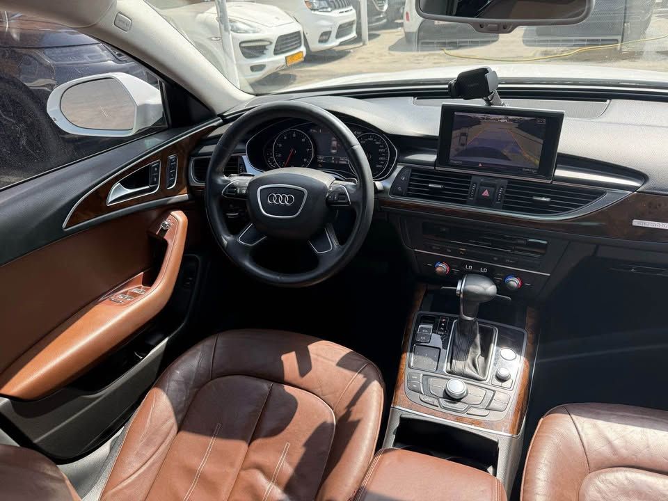2012 اودي آي ٦ Premium Plus