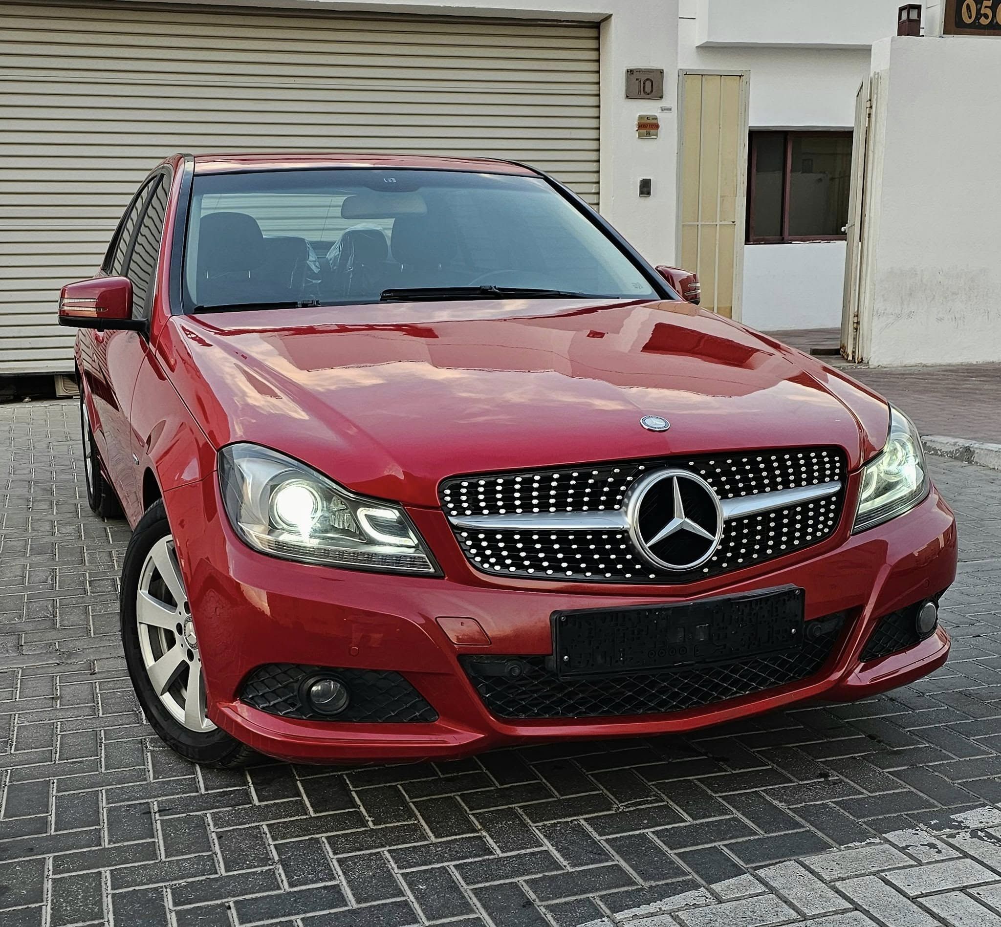 2012 مرسيدس-بنز آلفئة - C C200