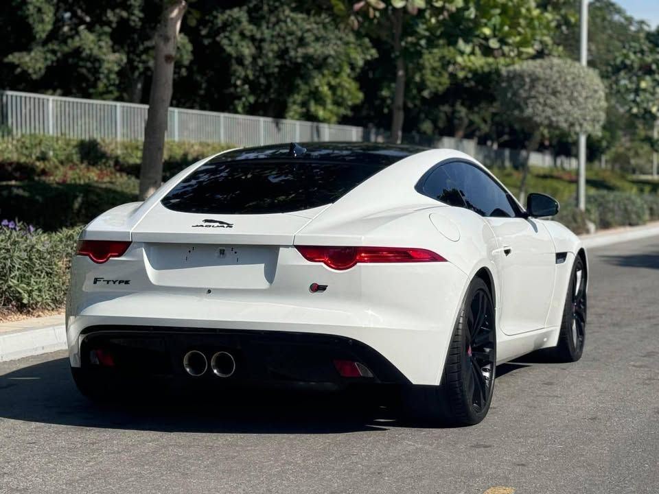 2015 Jaguar F-Type P450 R-Dynamic