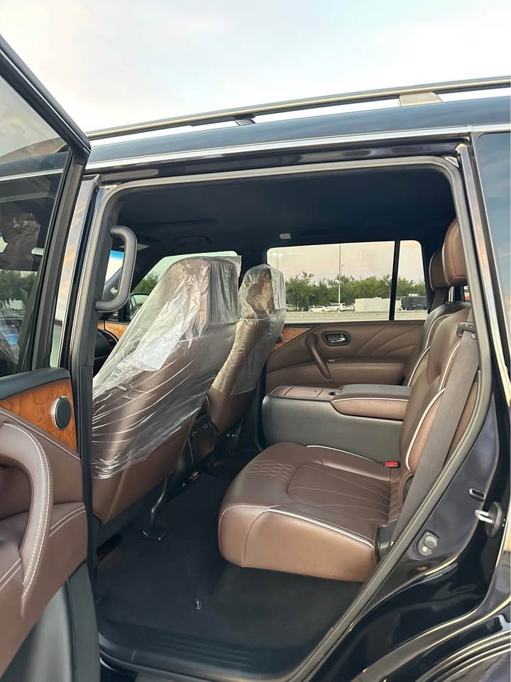 2015 Infiniti QX80 LUXE