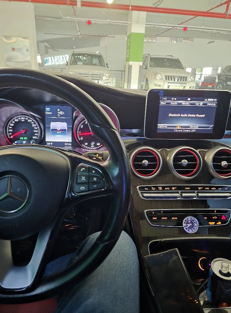 2015 مرسيدس-بنز آلفئة - C C300 4Matic