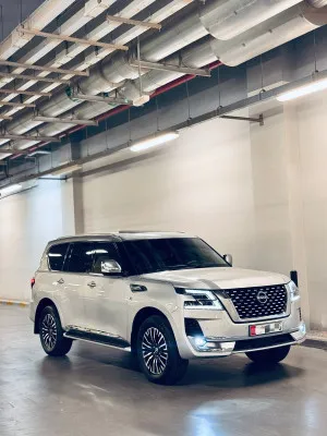 2014 Nissan Patrol LE Platinum city