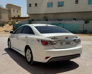 2011 هيونداي سوناتا HyBird