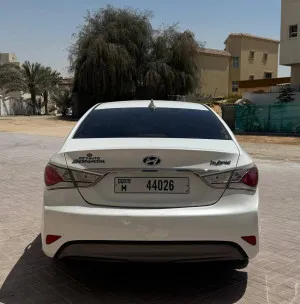 2011 هيونداي سوناتا HyBird