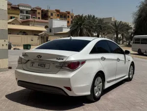 2011 هيونداي سوناتا HyBird