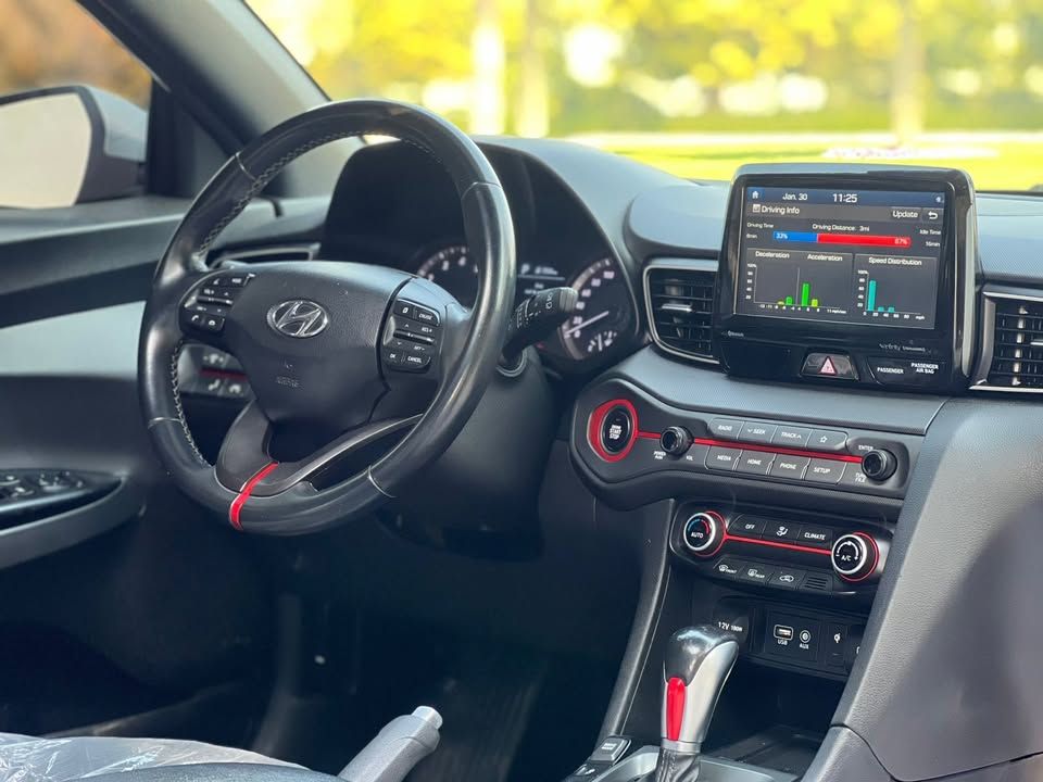 2020 Hyundai Veloster Limited