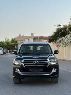 2020 تويوتا لاند كروزر GXR