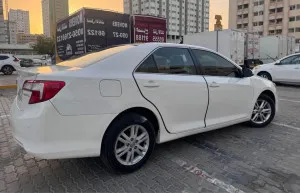 2015 Toyota Camry GLI