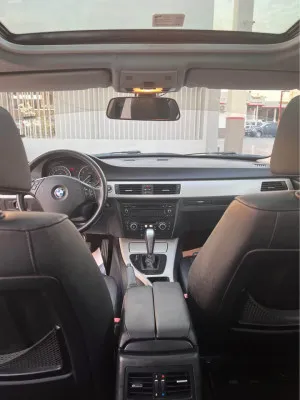 2010 BMW 3-Series 320i
