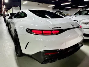 2024 مرسيدس-بنز جي تي No Trim