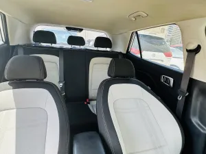 2020 هيونداي فينيو Limited