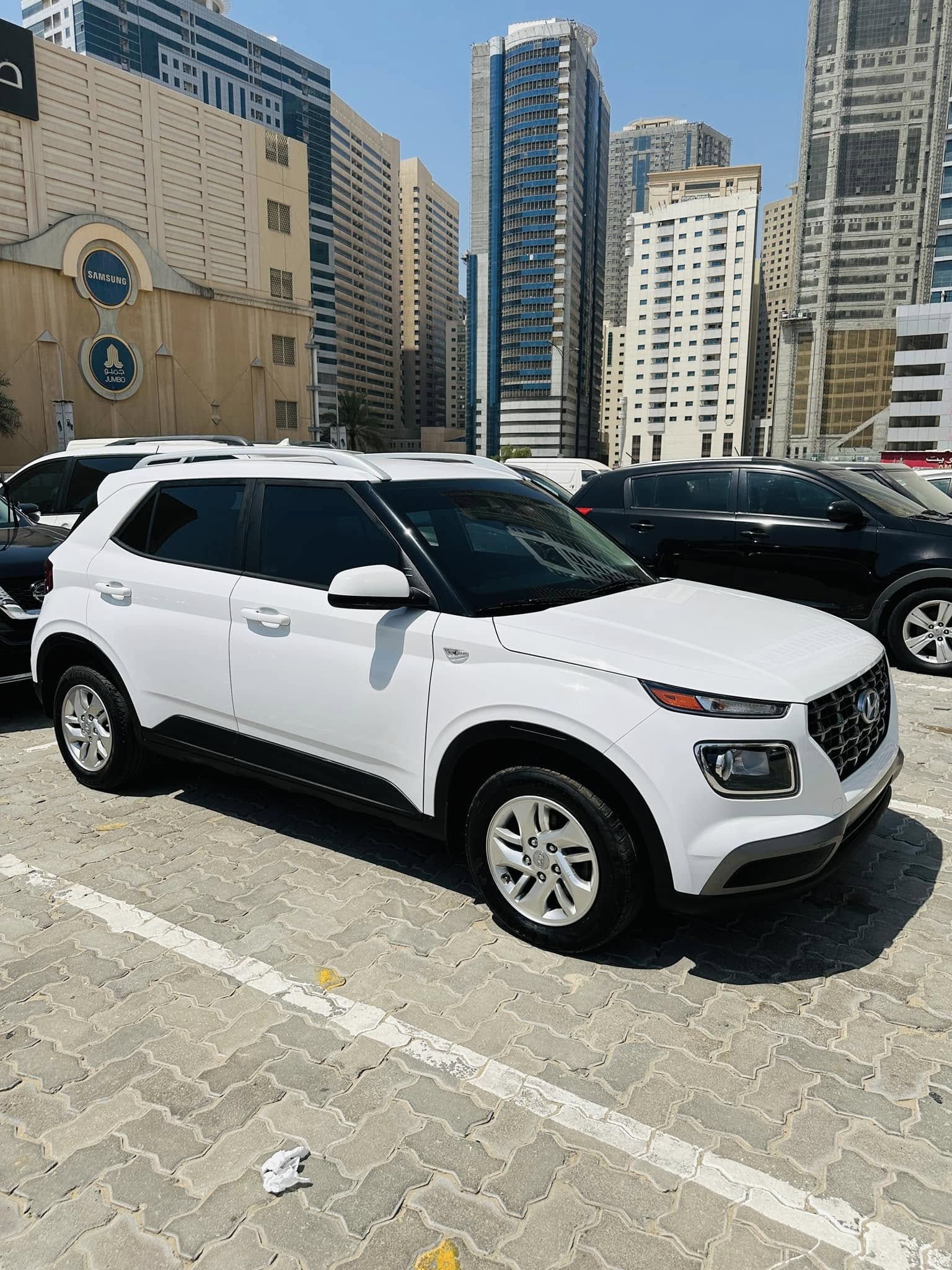 2020 هيونداي فينيو Limited