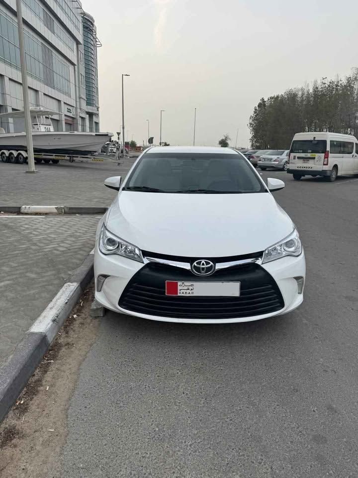 2017 Toyota Camry Exclusive