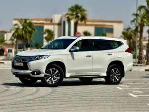 2017 ميتسوبيشي مونتيرو Limited