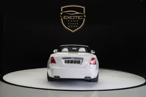 2016 رولز رويس دون standard