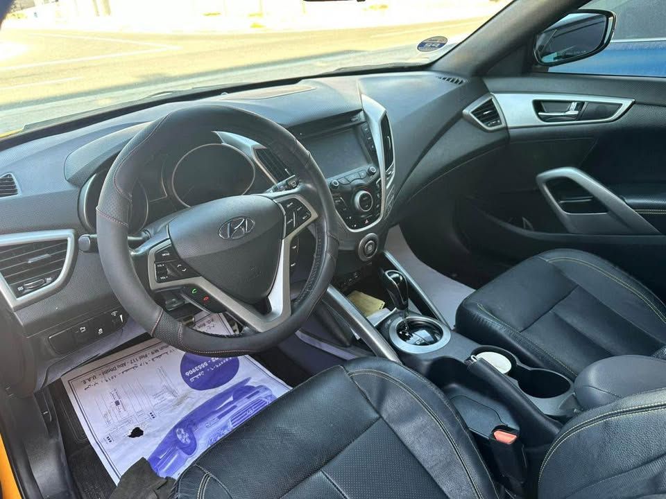 2016 هيونداي فوليستر Limited