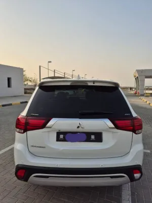 2022 Mitsubishi Outlander SE