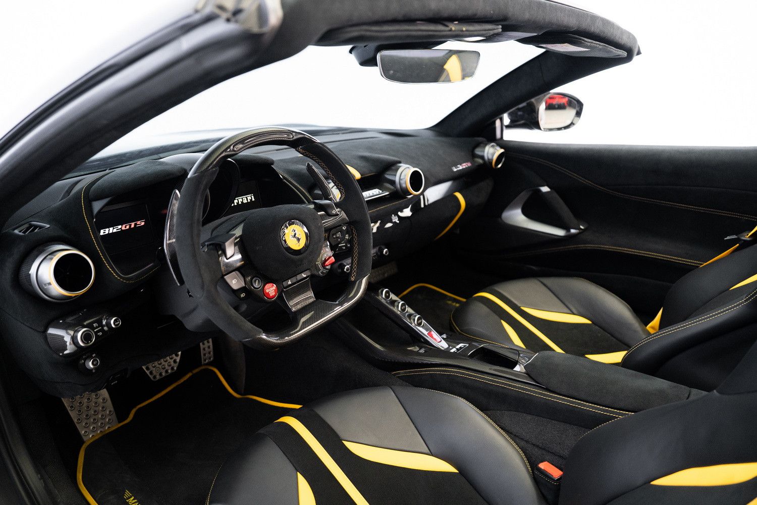 2021 فيراري 812 سوبر فاست GTS