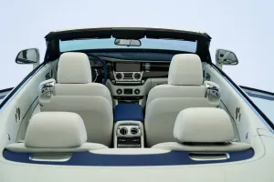 2022 رولز رويس دون standard