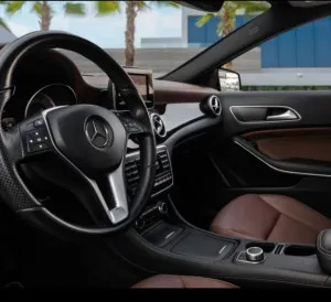 2015 مرسيدس-بنز GLA - جي ال اي GLA250