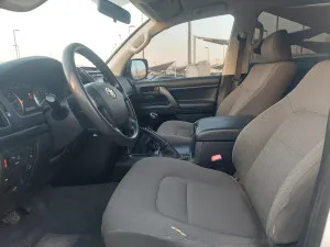 2015 Toyota Land Cruiser Standerd