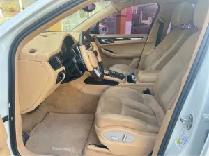 2015 بورش ماكان S