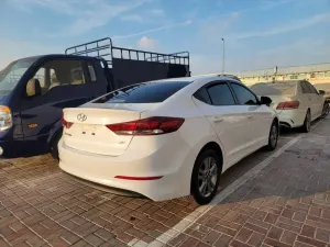 2018 هيونداي النترا Limited