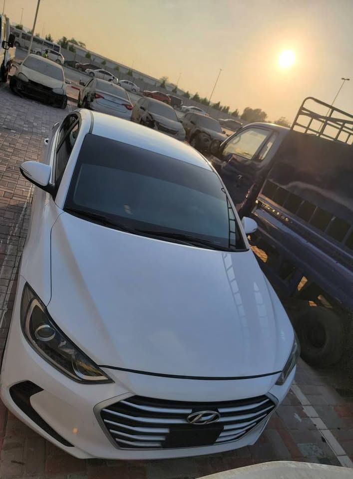 2018 هيونداي النترا Limited
