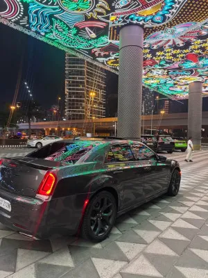 2021 كرايسلر ٣٠٠ S