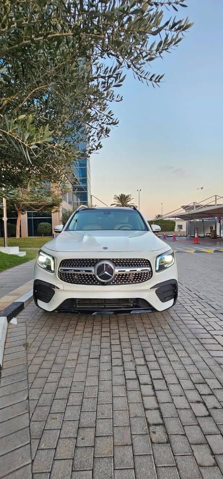 2021 Mercedes-Benz GLB GLB300